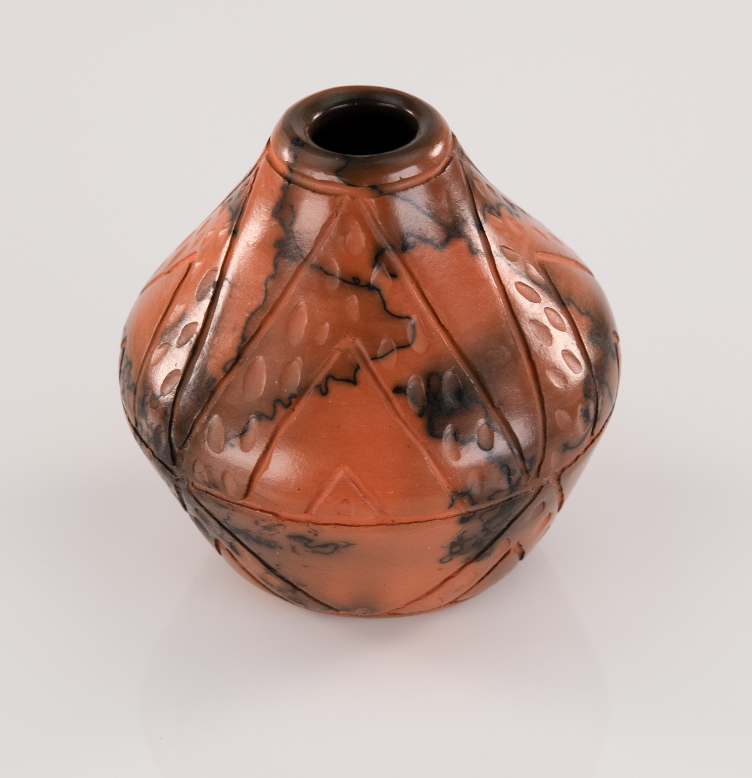 Red Clay Horsehair Pottery