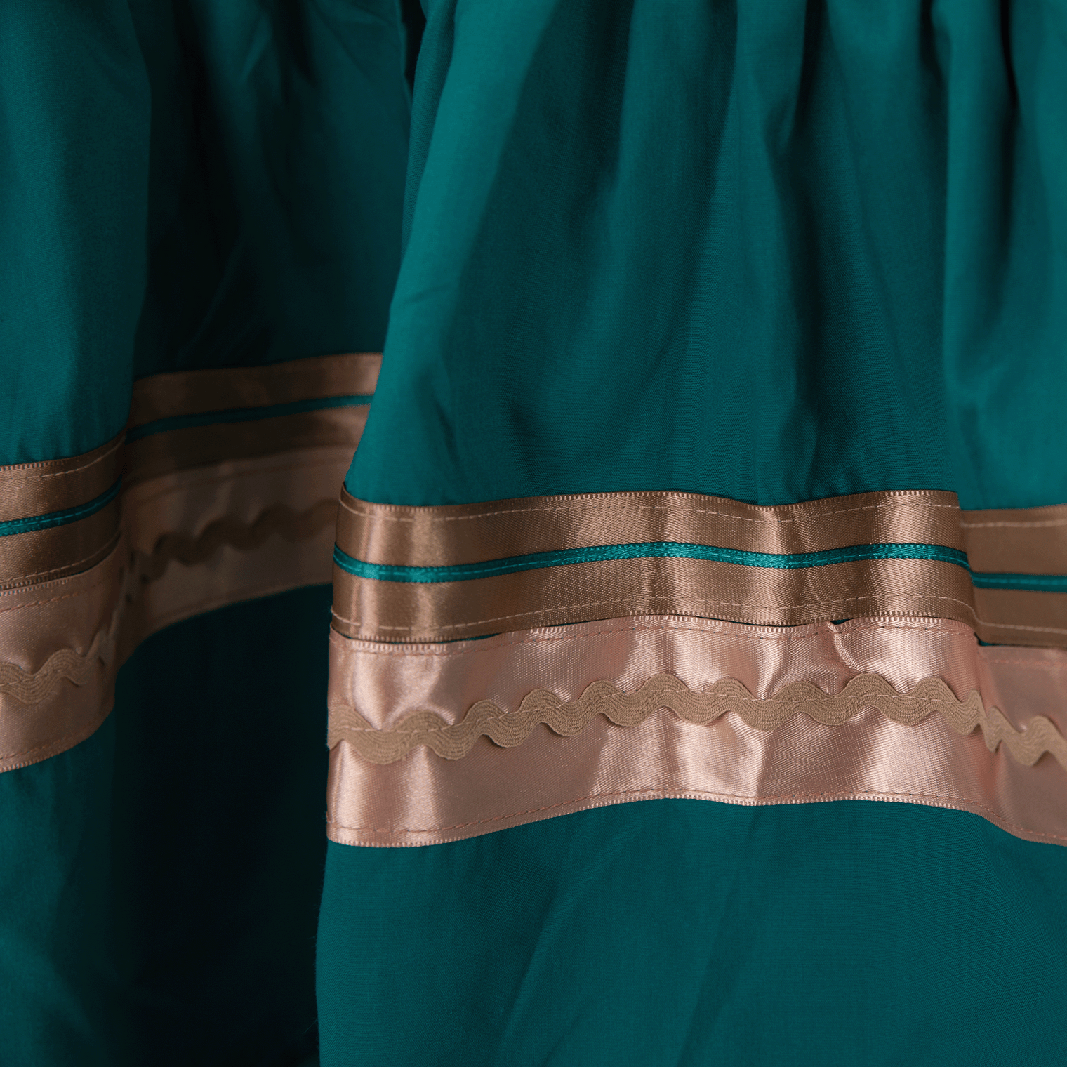 Ribbon Skirt - Pink/Arrow