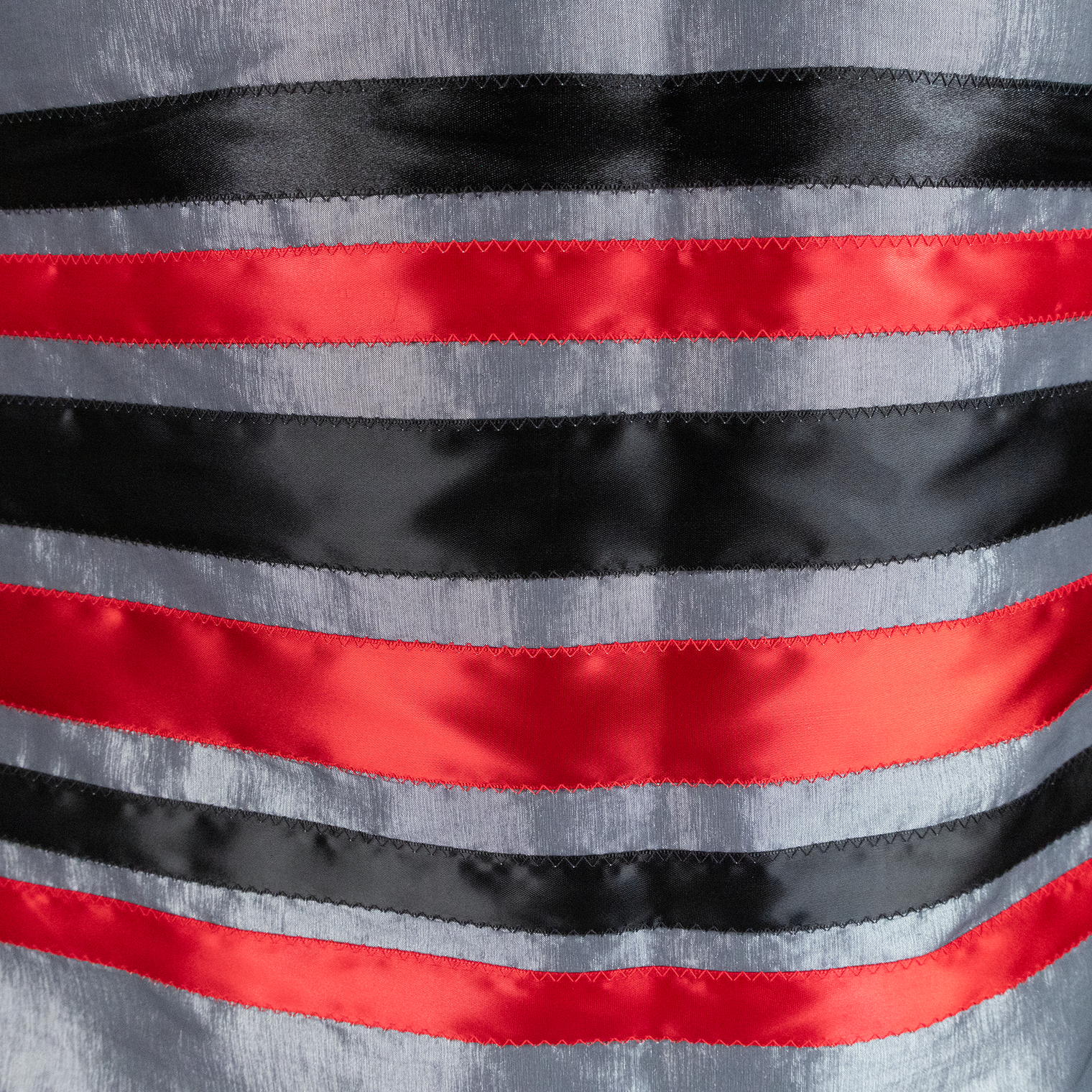 Ribbon Skirt - Gray/Red/Black